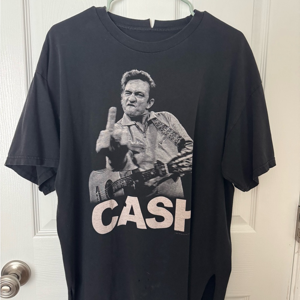 Distressed Johnny Cash Graphic T-Shirt